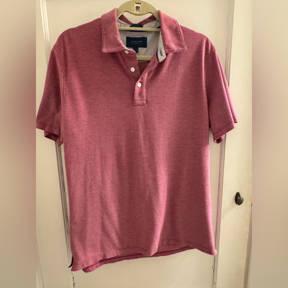 Fairlane Men’s Robert‎ Slim Fit Performance Pique Polo Shirt. Medium. Magenta.